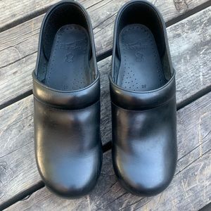 Dansko clogs sz 39